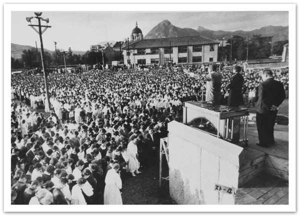 밥 피얼스 전도집회